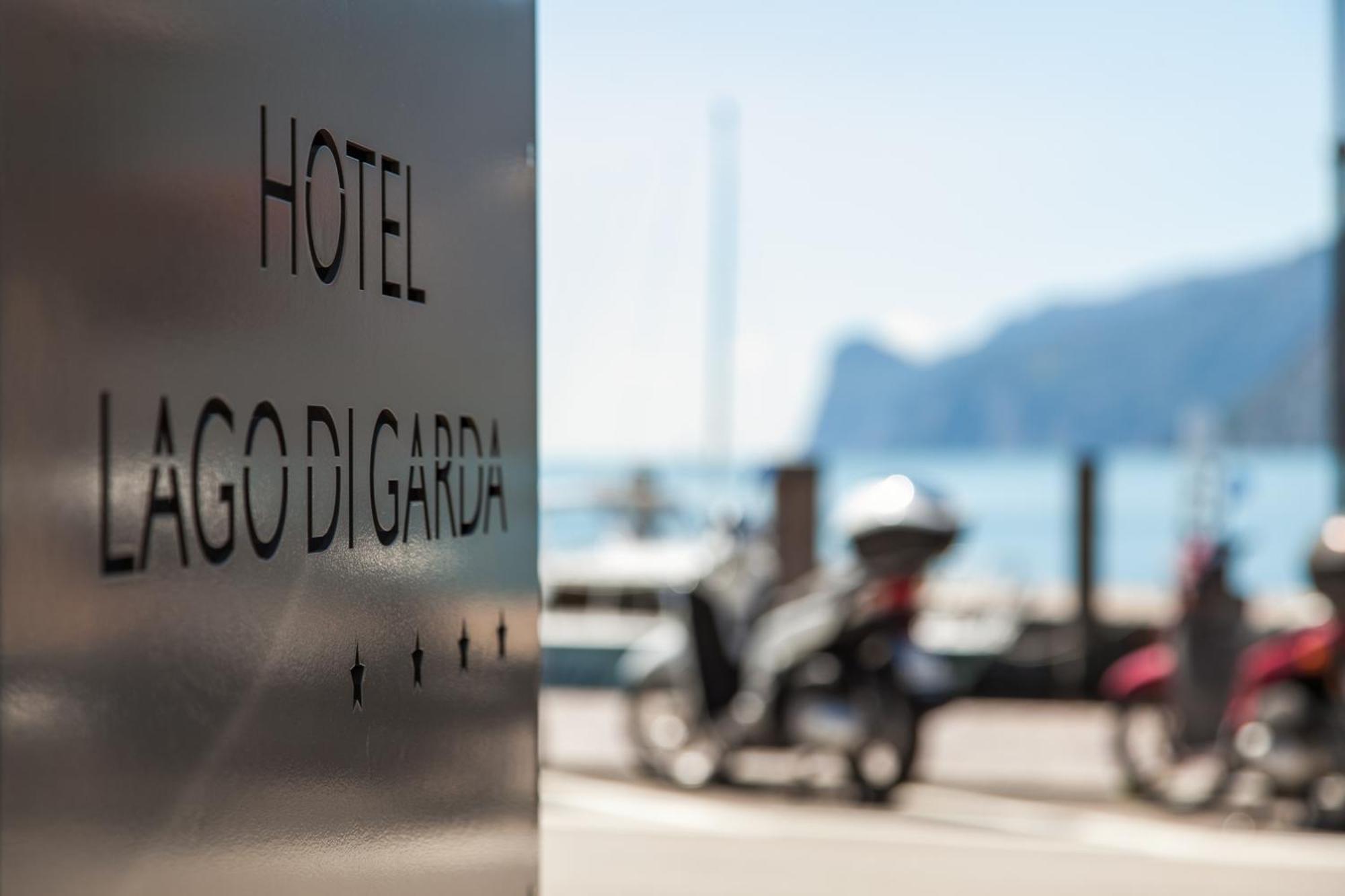 Hotel Lago Di Garda Nago Eksteriør bilde
