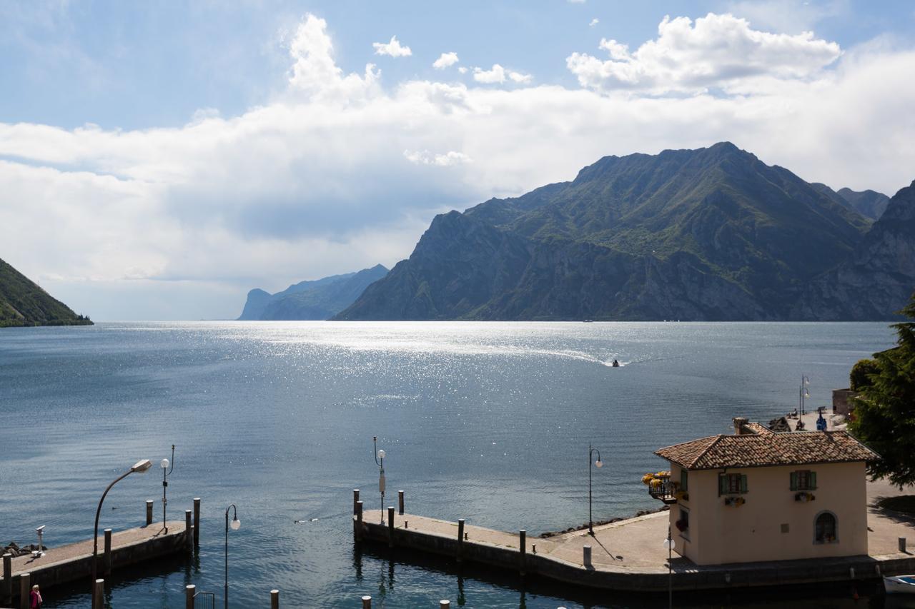 Hotel Lago Di Garda Nago Eksteriør bilde
