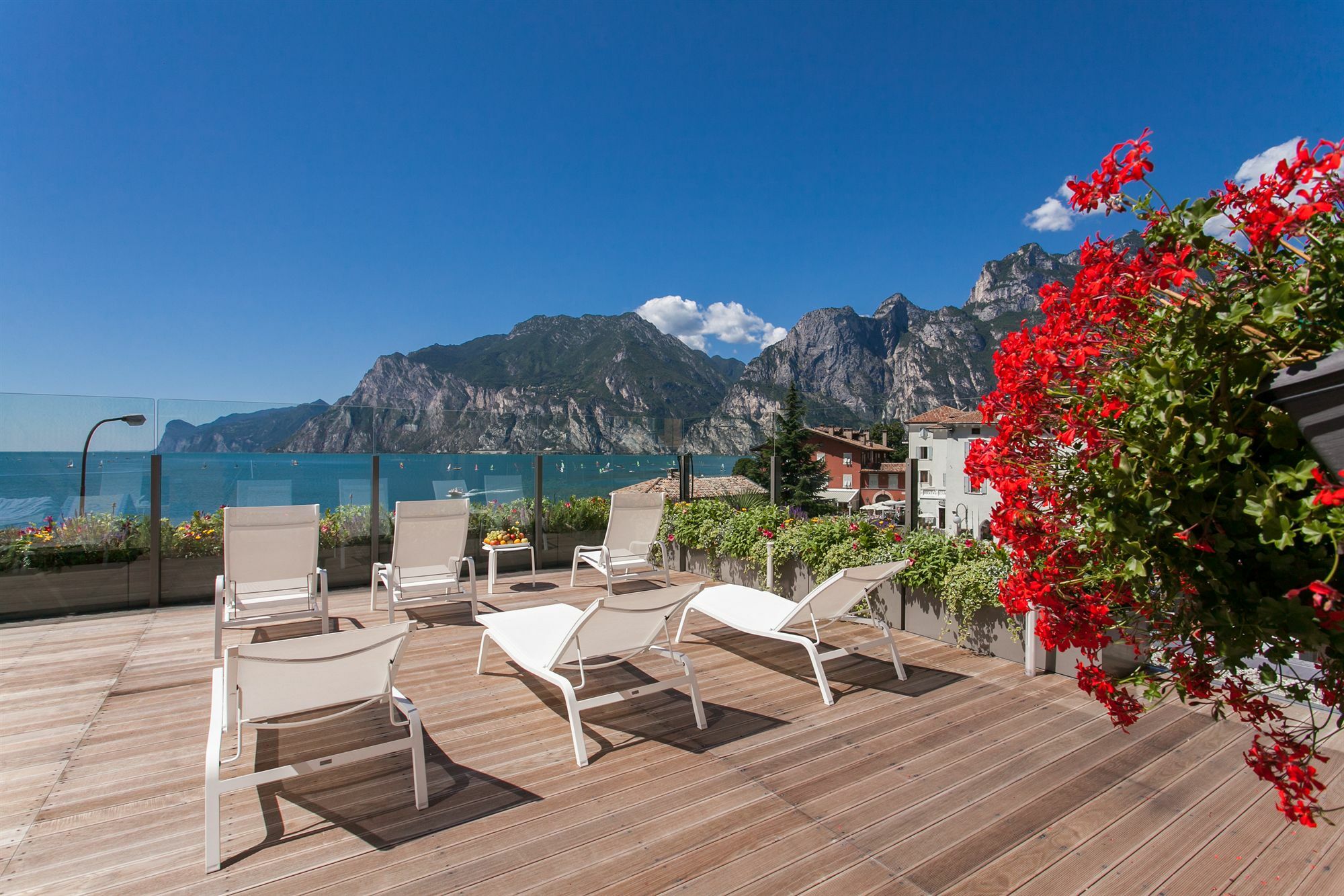 Hotel Lago Di Garda Nago Eksteriør bilde