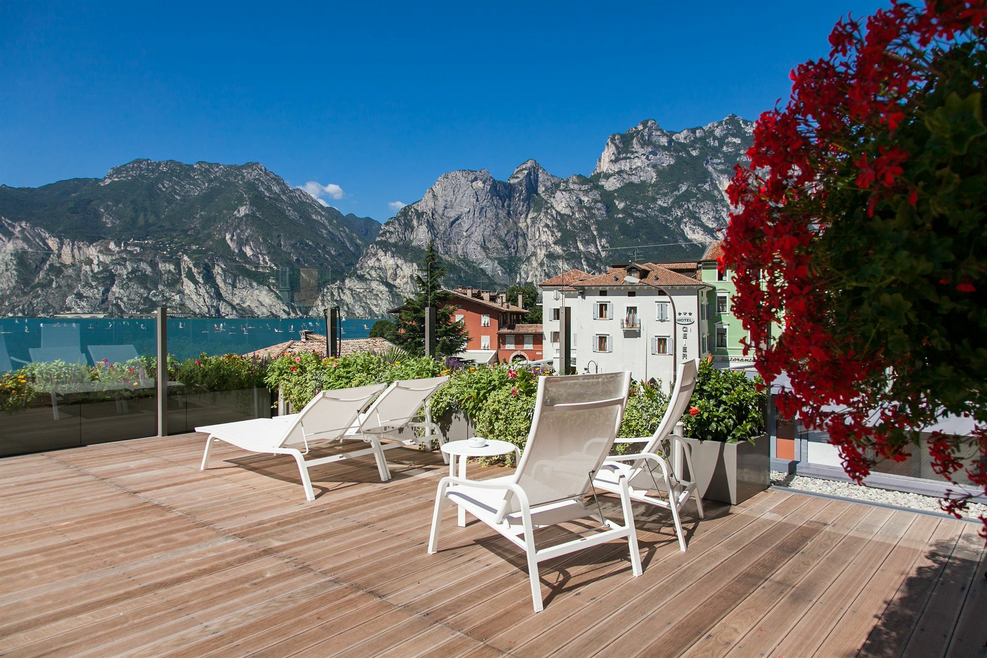 Hotel Lago Di Garda Nago Eksteriør bilde