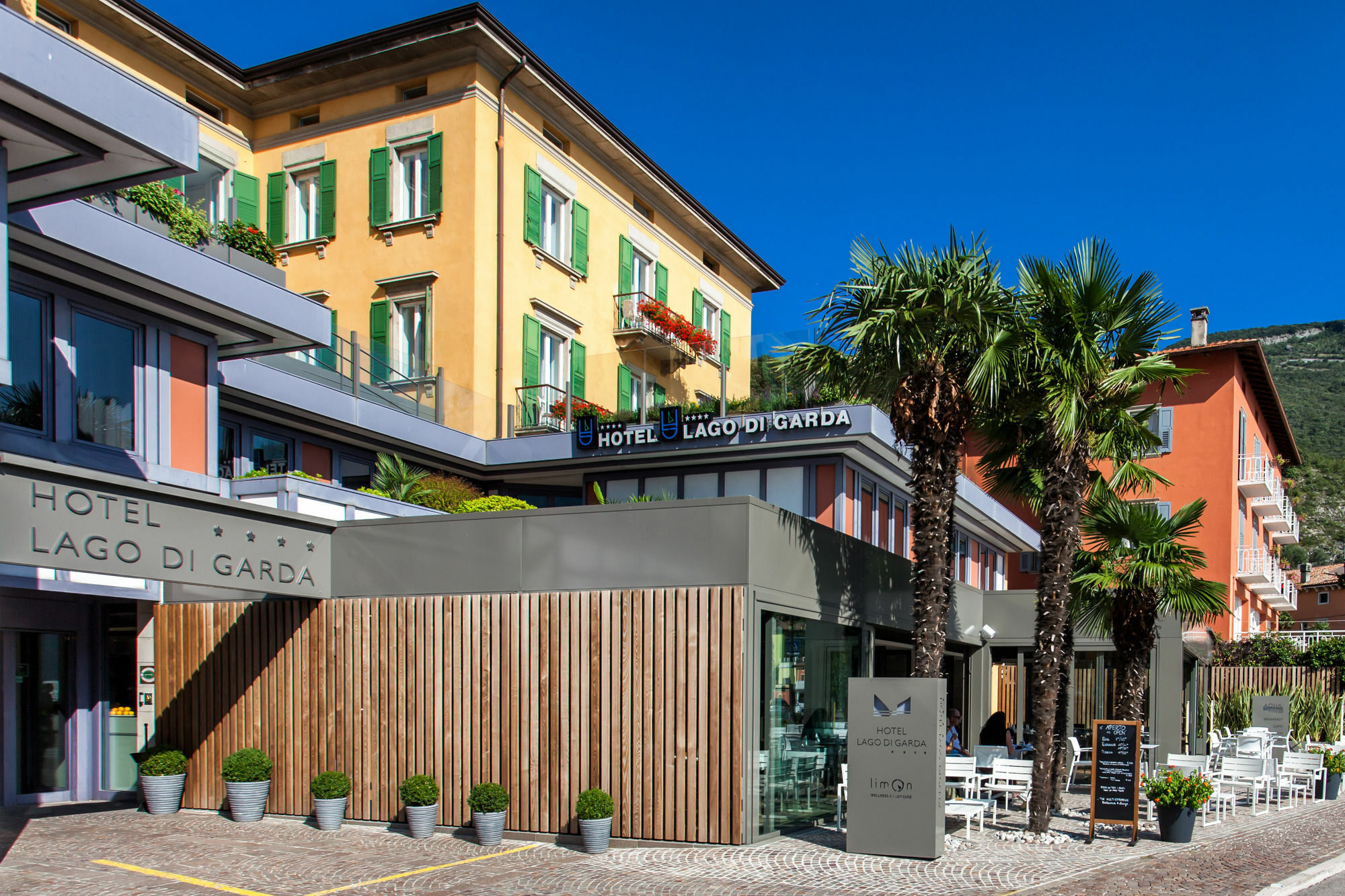 Hotel Lago Di Garda Nago Eksteriør bilde